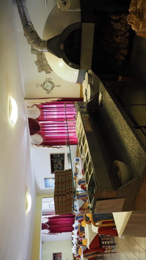 Albergo Miravalle Levico Terme Exteriör bild