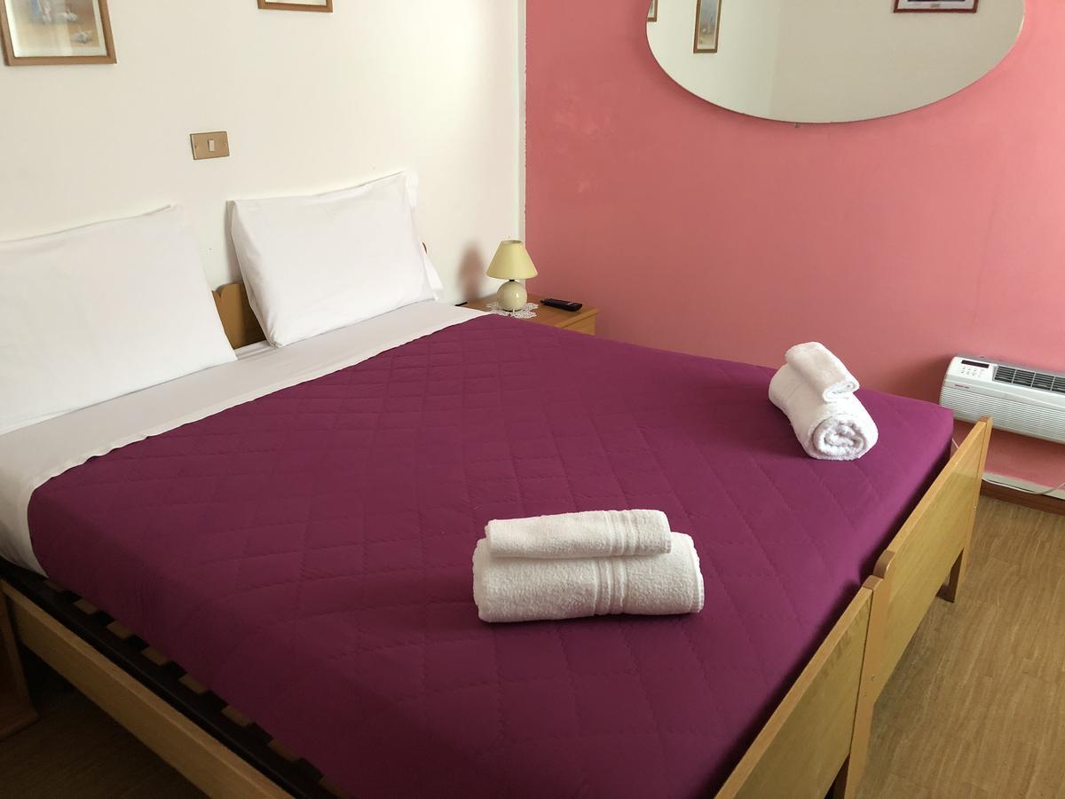 Albergo Miravalle Levico Terme Exteriör bild